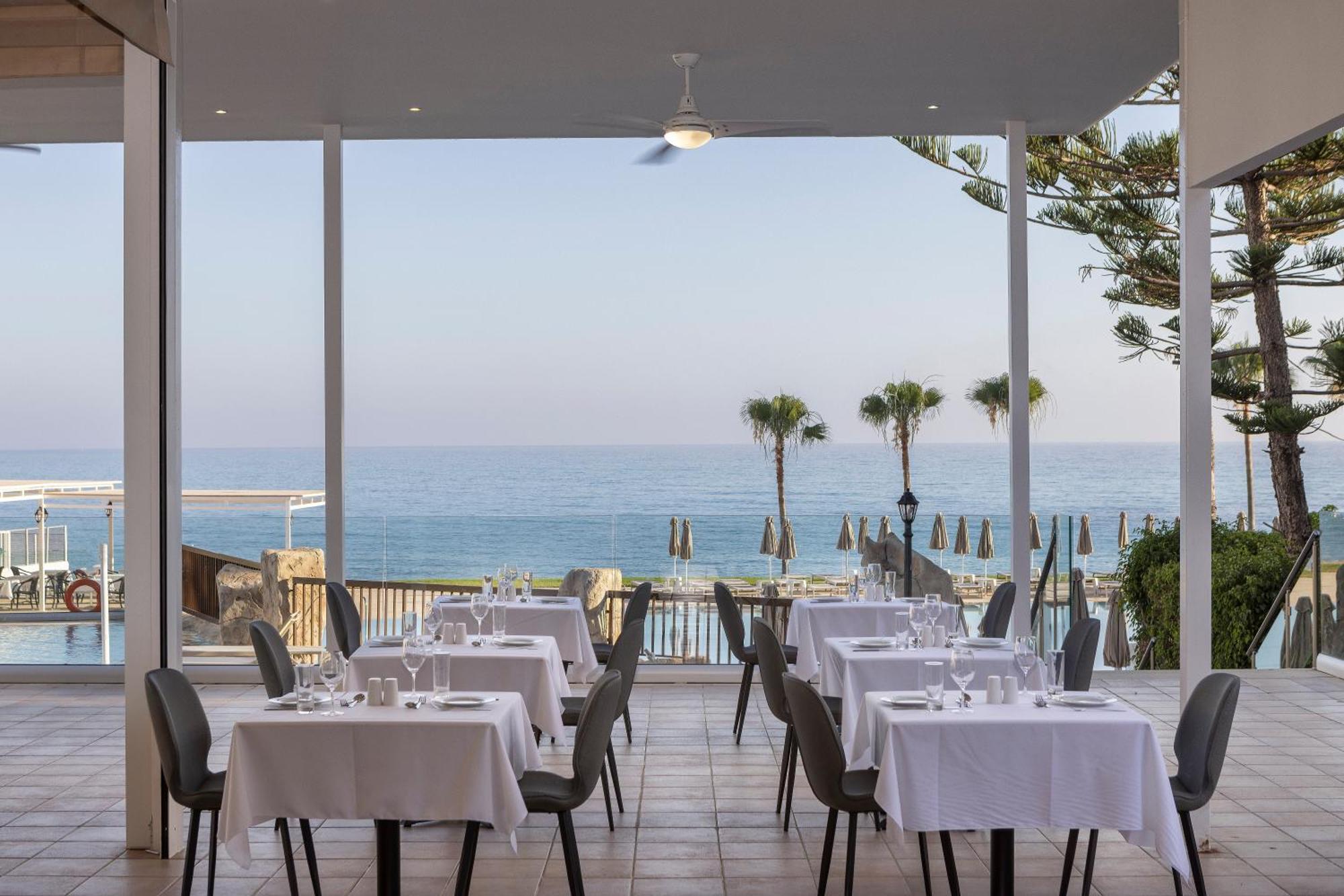 Kapetanios Aqua Resort Coral Bay Exterior photo