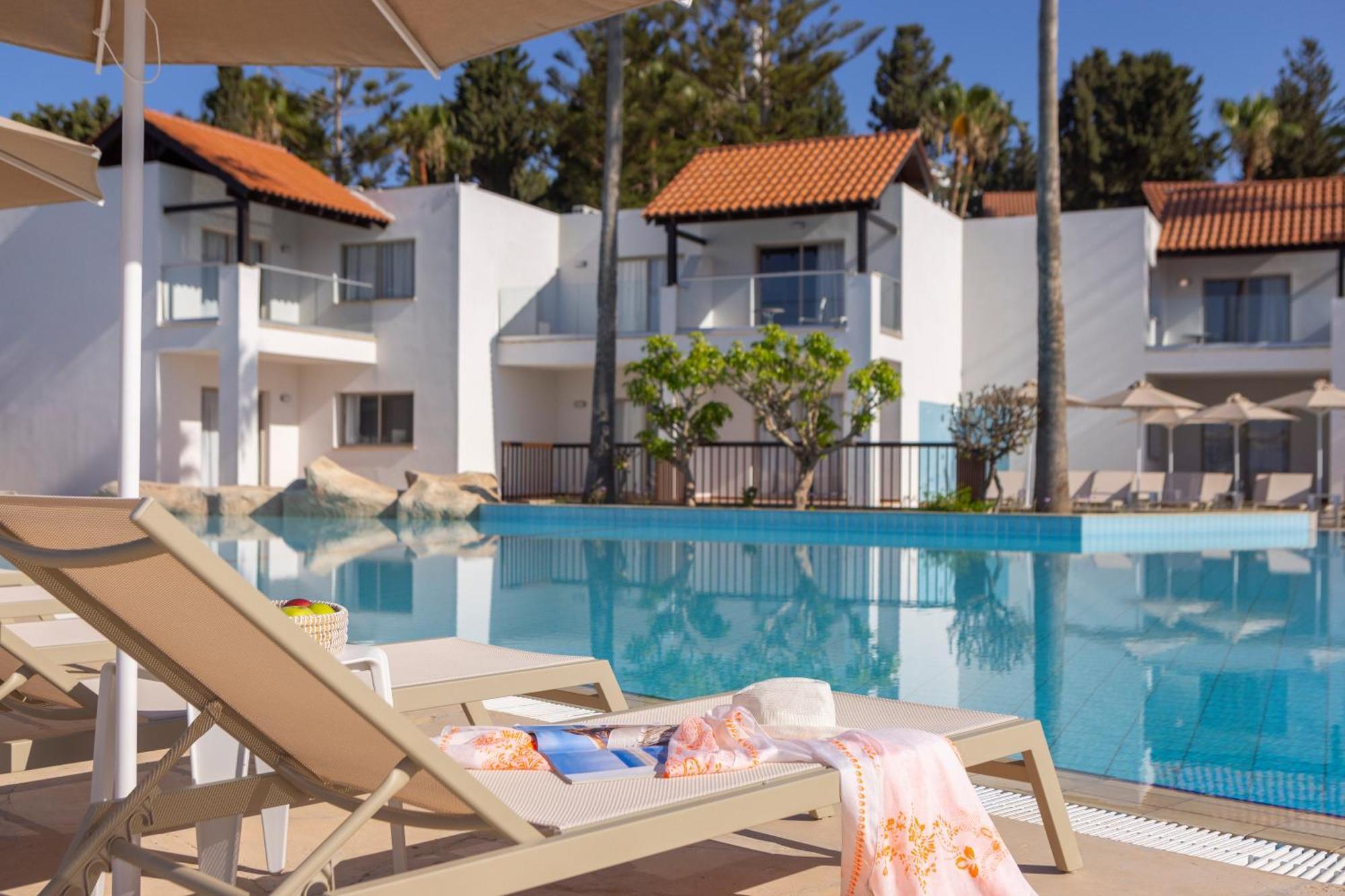 Kapetanios Aqua Resort Coral Bay Exterior photo